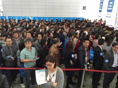 老板电器团购活动引爆无锡,创单一品牌到场人数、销售额双纪录 - 今日头条(www.toutiao.com)