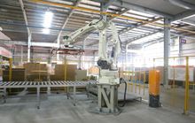 采筑超级工厂考察团走进四季沐歌，体验热水器温暖之道